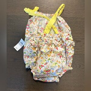 Baby gap ruffled bum shorts romper 12-18M NWT ret $50